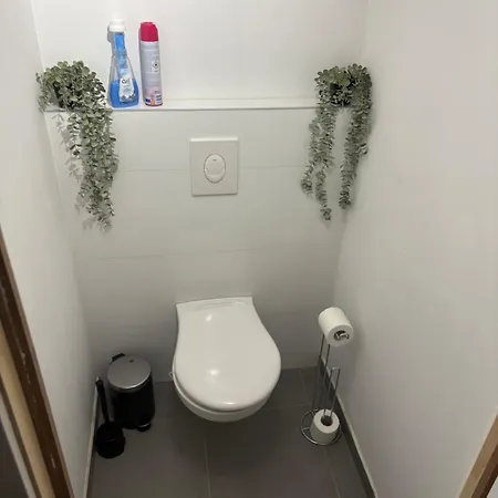 La 7 Sauna Et Jacuzi Апартаменты